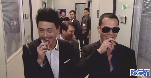 今日黑料：某男星被拍与女助理疑似亲密约会，绯闻不断曝光！