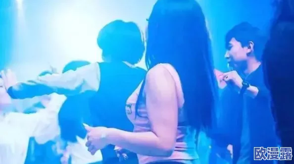 日韩黄色产业再掀波澜,惊现多位明星卷入丑闻,引发社会广泛关注与讨论! 日韩黄色产业再掀波澜,惊现多位明星卷入丑闻,引发社会广泛关注与讨论!