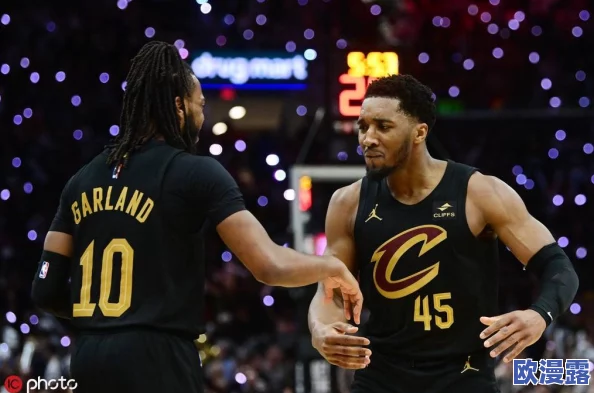 唐三比比东不亦乐乎NBA艺文：篮球场上的艺术碰撞，激情与创意交织的精彩瞬间！