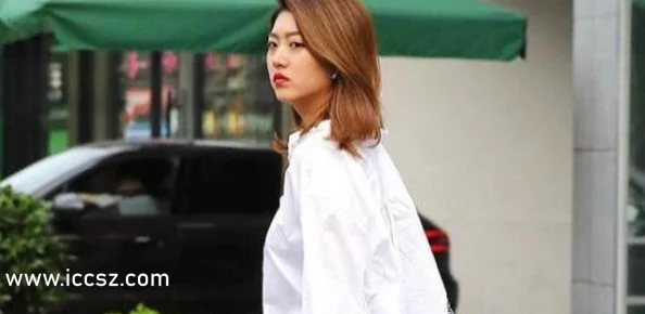 情趣内衣大尺度私房写真:最新潮流趋势与摄影技巧,展现个性魅力与性感风格的完美结合 情趣内衣大尺度私房写真:最新潮流趋势与摄影技巧,展现个性魅力与性感风格的完美结合