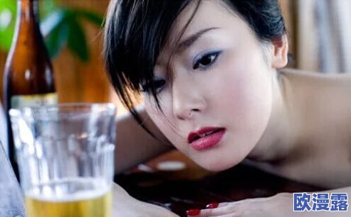 探索边摸边吃奶的极致快感，娇喘声中释放内心深处的欲望与激情，带你进入全新的视听体验世界！