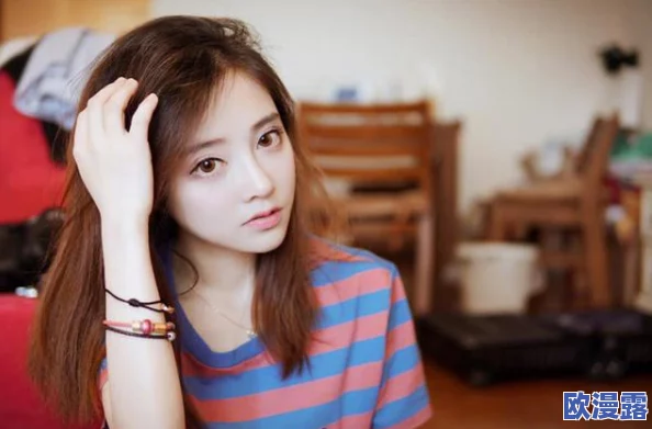 麻花传媒m0044苏蜜清歌，剧情紧凑，演员表现出色，让人期待后续发展！