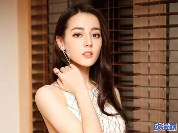 美女久久久久，真是让人眼前一亮的内容，期待更多精彩分享！