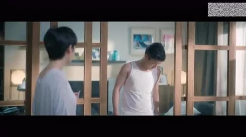 美女脱光衣服视频网站，内容丰富多样，但需注意保护个人隐私和安全