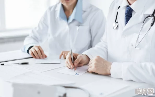 专属(双＼＼／产＼＼／骨科年下)纤仟：探讨年轻医生在医疗领域的独特贡献与挑战，展现他们的专业成长与未来发展潜力