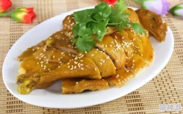 女方用嘴巴吃鸡，挑战极限美食，网友热议其勇气与创意，引发社交媒体广泛关注和讨论