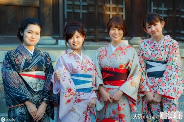 日本女人毛茸茸:探讨这一现象背后的文化意义与社会接受度,反映女性自我表达的多样性与独特魅力 日本女人毛茸茸:探讨这一现象背后的文化意义与社会接受度,反映女性自我表达的多样性与独特魅力