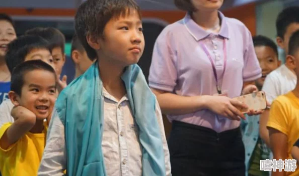 亲情会高敏高虎:在温暖的家庭氛围中,如何培养孩子的情感智力与社交能力? 亲情会高敏高虎:在温暖的家庭氛围中,如何培养孩子的情感智力与社交能力?