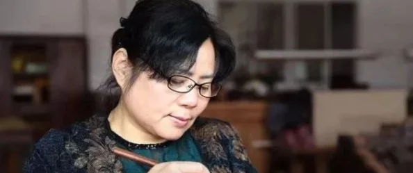 老卫日淑容：从平凡到非凡的奋斗历程，见证一个时代的变迁与个人成长故事