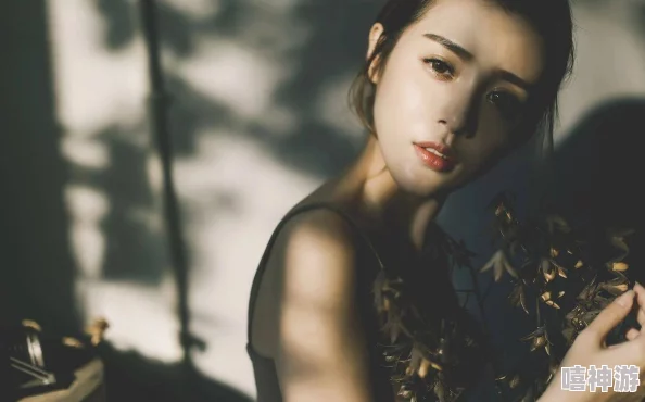 法国精品性婬妇性HD：揭示当代社会对性与情感的复杂态度与文化现象，深度剖析其背后的心理动因与影响