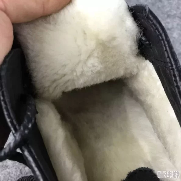 AAAA级毛皮是正规品牌吗？了解高端时尚与奢华品质的完美结合