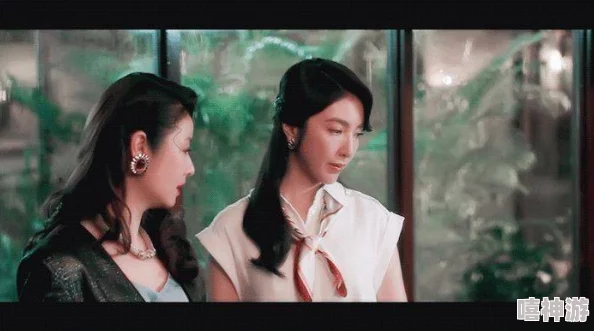 海角乱仑:某女星与富商绯闻曝光,疑似背后潜规则纷扰不断 海角乱仑:某女星与富商绯闻曝光,疑似背后潜规则纷扰不断