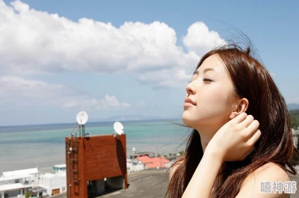 少妇性饥渴XXHDⅩXXHD：知情人士透露，其实是为了吸引年轻男性顾客而故意炒作