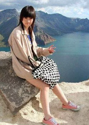 张筱雨大胆打开玉门大腿一手机版,勇往直前展现无畏精神,令人叹为观止 张筱雨大胆打开玉门大腿一手机版,勇往直前展现无畏精神,令人叹为观止