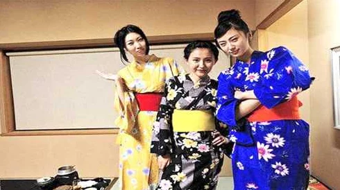 岛国怡春院:内部员工曝光,揭秘幕后花边绯闻和明星客户身份 岛国怡春院:内部员工曝光,揭秘幕后花边绯闻和明星客户身份