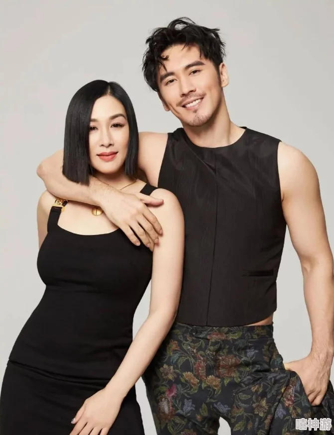 简隋英哭着喊着让李玉退出去车,背后竟隐藏着两人不为人知的情感纠葛与昔日恩怨! 简隋英哭着喊着让李玉退出去车,背后竟隐藏着两人不为人知的情感纠葛与昔日恩怨!