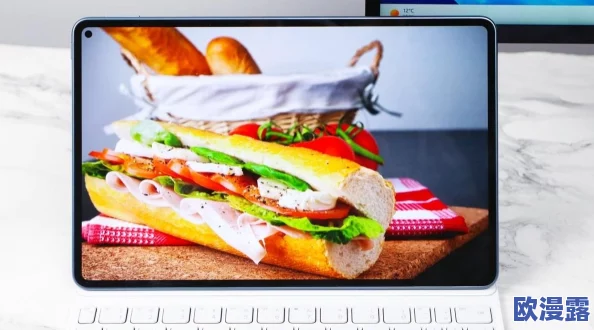 高清Windows免费版888：全面解析操作系统特点、使用技巧与安装步骤，助您轻松畅享高效办公体验