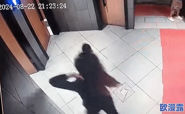 女厕近距离偷7777777，真是目无尊长、毫无顾忌的行为！
