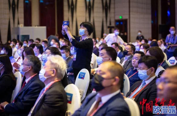 黄色天美公司的神秘新项目曝光,内部员工透露将推出全新虚拟现实游戏,引发玩家热议与期待! 黄色天美公司的神秘新项目曝光,内部员工透露将推出全新虚拟现实游戏,引发玩家热议与期待!