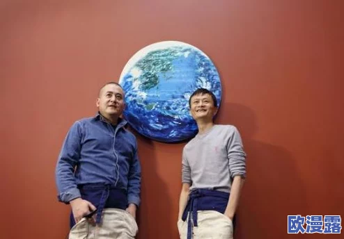 猛男GayGay 小蓝视频宏翔：网友热议其内容创意与表现形式，认为其挑战了传统观念，引发广泛讨论