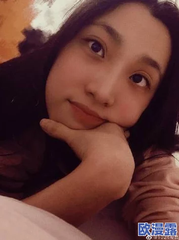 刘玥与黑人无套刘玥的背景：绯闻传出，两人曾在夜店相遇，引发热议