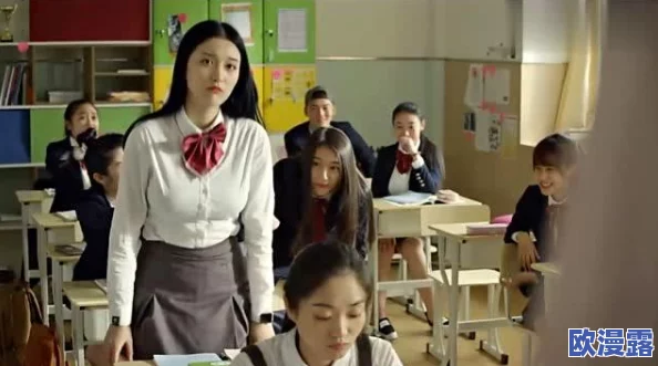 美女班长露 让我揉，意外引发同学们的热议与讨论，校园生活瞬间变得更加有趣和活跃