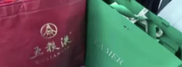 老师第一次和初一学生见面介绍：网友热议新学期的期待与担忧，如何建立良好的师生关系？