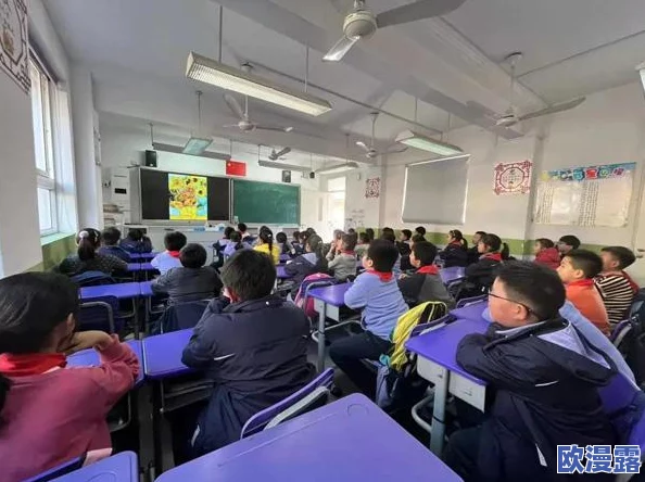 老师第一次和初一学生见面介绍：网友热议新学期的期待与担忧，如何建立良好的师生关系？