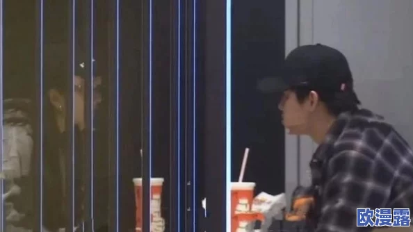 吕总 张津瑜 落地窗酒店：传闻两人深夜共进晚餐，疑似恋情曝光引发热议！