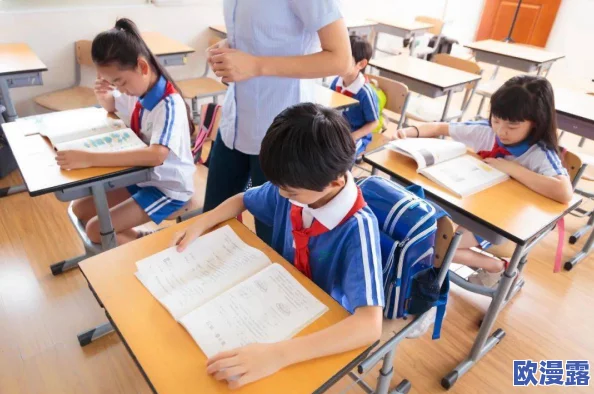 男生女生插插插：校园生活中的趣味互动与友谊升温，如何在轻松氛围中增进彼此了解
