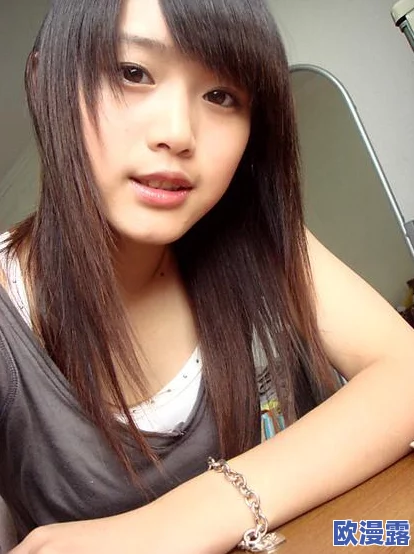 麻豆苏语棠美艳房东,因其出众的外貌和独特的个性而受到关注,她在社交媒体上分享生活点滴,引发网友热议 麻豆苏语棠美艳房东,因其出众的外貌和独特的个性而受到关注,她在社交媒体上分享生活点滴,引发网友热议