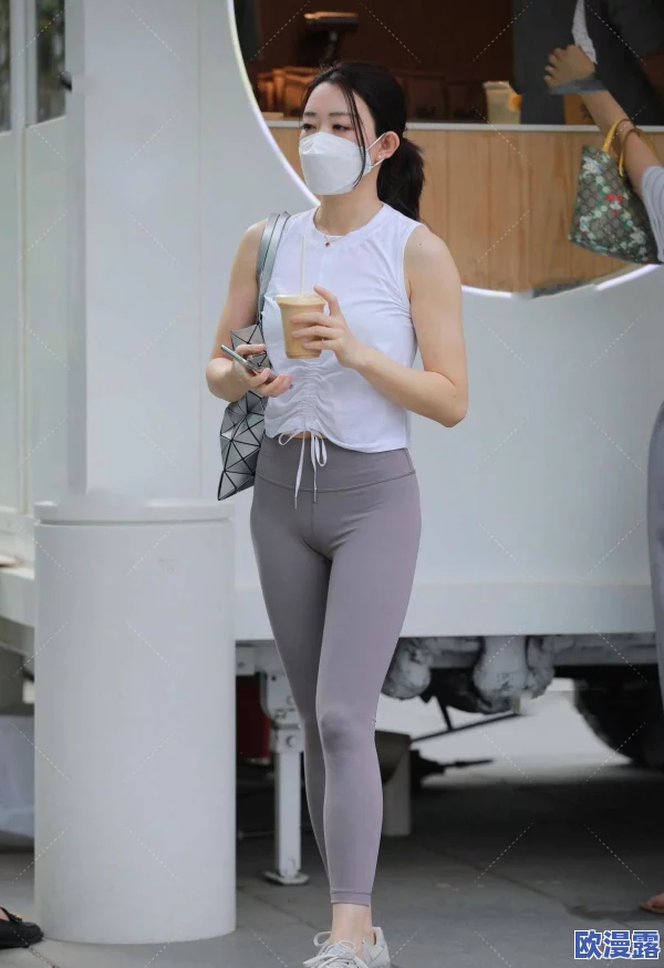 九色丨蝌蚪pony蜜桃臀:全新系列产品发布,带来更丰富的选择与惊喜体验 九色丨蝌蚪pony蜜桃臀:全新系列产品发布,带来更丰富的选择与惊喜体验