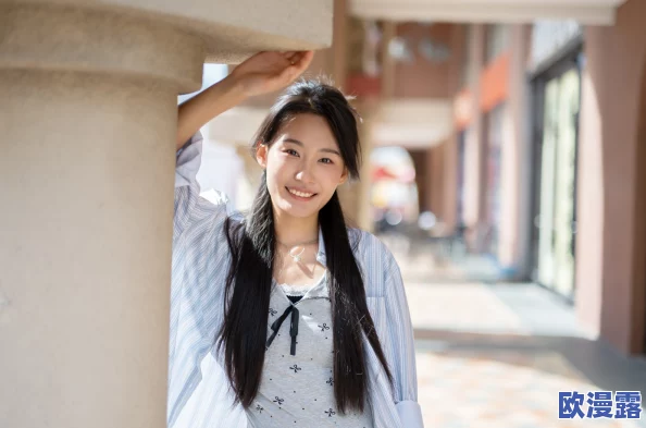 八月婷婷：探讨这个夏季的独特魅力与情感，如何在炎热中绽放出青春的活力与美丽