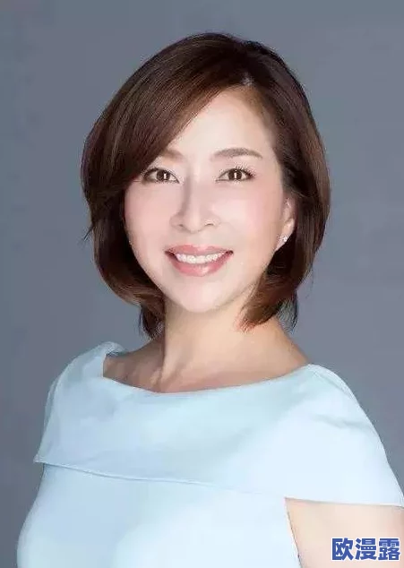 日本女人毛耸耸：探讨日本女性在时尚与美丽标准中对自然体态的接受与表达，反映社会文化变迁