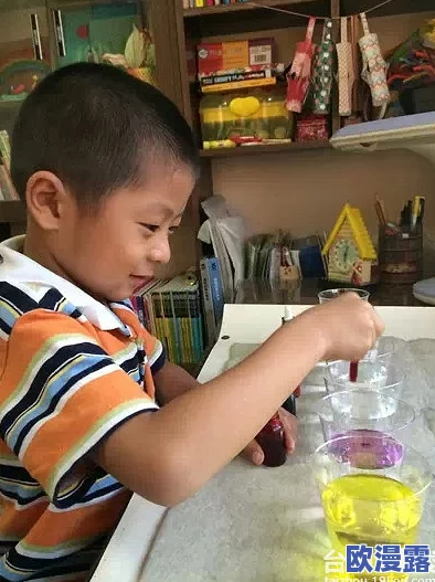 纸巾盒我拿我的妹妹做实验3.0:一场令人震惊的家庭实验,意外揭示了意想不到的科学奥秘! 纸巾盒我拿我的妹妹做实验3.0:一场令人震惊的家庭实验,意外揭示了意想不到的科学奥秘!