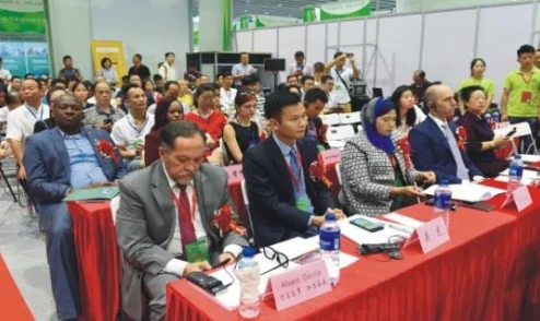 大坤巴震惊现身，竟然公开宣布将参与全球环保活动，引发广泛关注与热议！