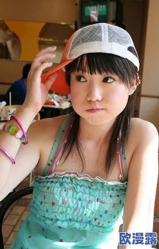 张筱雨两腿之间毛毛图片引发网友热议,意外曝光背后不为人知的秘密,让人震惊不已! 张筱雨两腿之间毛毛图片引发网友热议,意外曝光背后不为人知的秘密,让人震惊不已!