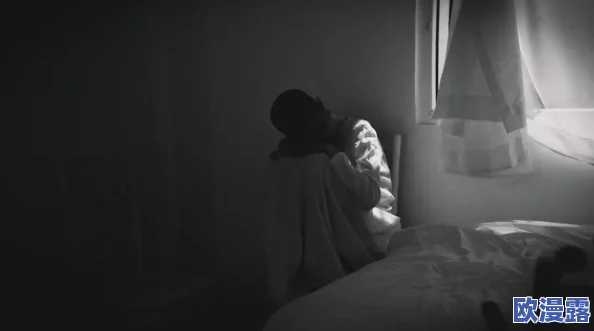 母亲用身体缓解孩子压力：研究表明亲密接触对儿童心理健康的重要性与影响机制分析