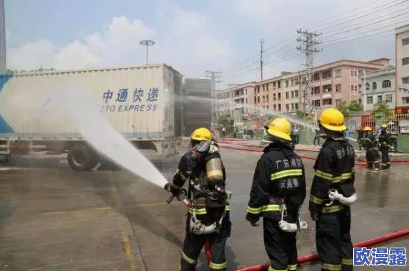公交车上拨出来我是小，激发市民热议：目击者称有人在车厢内上演惊险“紧急救援”事件！