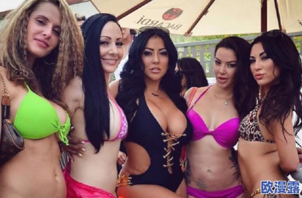 欧美肥臀妇群肉交,惊现全球最大规模聚会,数百名女性齐聚一堂,引发热议与关注! 欧美肥臀妇群肉交,惊现全球最大规模聚会,数百名女性齐聚一堂,引发热议与关注!