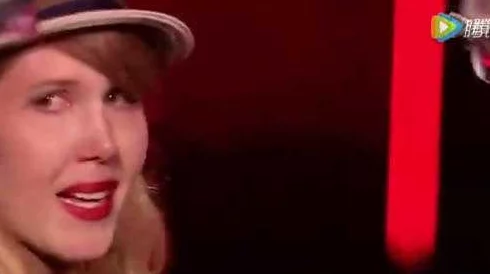 美女喷白浆,震惊全场!现场观众目睹这一奇特现象,纷纷表示从未见过如此壮观的场面! 美女喷白浆,震惊全场!现场观众目睹这一奇特现象,纷纷表示从未见过如此壮观的场面!