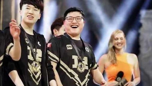 gogogo在线高清免费完整版:全新剧情引发观众热议,网友纷纷点赞观看体验提升 gogogo在线高清免费完整版:全新剧情引发观众热议,网友纷纷点赞观看体验提升