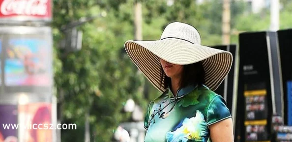 高中美女h系列小说:震惊!校园内竟然隐藏着不为人知的秘密,令人难以置信的故事即将揭晓! 高中美女h系列小说:震惊!校园内竟然隐藏着不为人知的秘密,令人难以置信的故事即将揭晓!