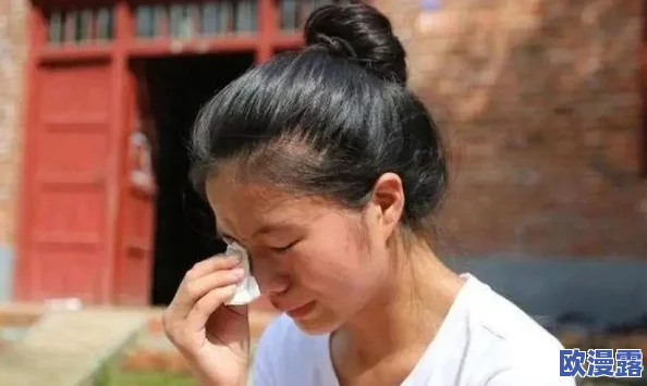 大学生第一次破苞疼哭了,惨烈过程引发众多网友热议,亲身经历让人心痛不已! 大学生第一次破苞疼哭了,惨烈过程引发众多网友热议,亲身经历让人心痛不已!