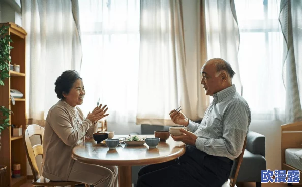 被隔壁老头添日出水舒服，网友热议：生活中的小确幸与意外惊喜引发的情感共鸣