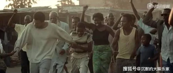 亚洲超大尺度激情啪啪人体：震惊全球的艺术展览引发热议，观众反应两极分化，争议不断！