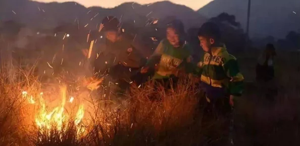 猛烈撞击灌满白浊np乱穿,全球气候变化引发极端天气频发,各地遭遇罕见暴雨与洪水袭击! 猛烈撞击灌满白浊np乱穿,全球气候变化引发极端天气频发,各地遭遇罕见暴雨与洪水袭击!