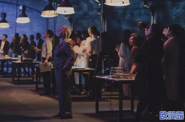 午夜寂寞影院在线观看:惊现神秘影片,观众目睹不可思议的超自然现象,震撼全场! 午夜寂寞影院在线观看:惊现神秘影片,观众目睹不可思议的超自然现象,震撼全场!