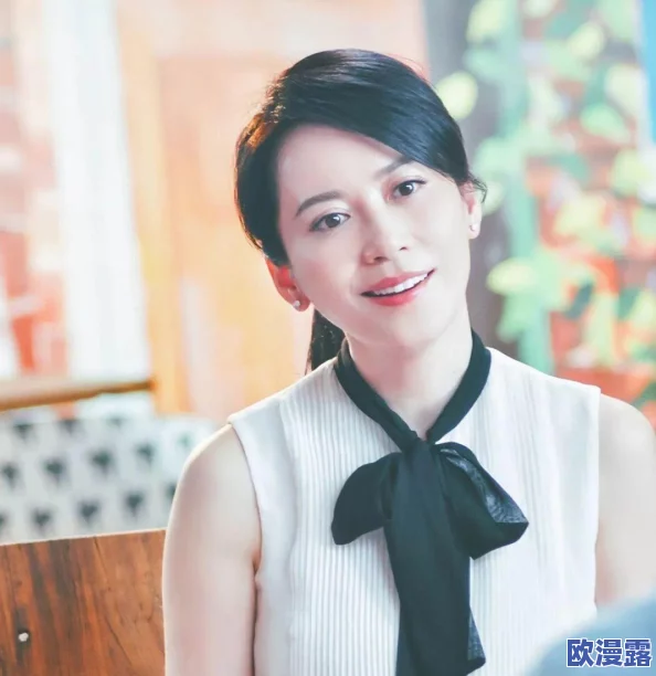 美女下部隐私免费直播引发热议，网友热衷讨论直播内容与网络安全问题，关注度持续攀升！
