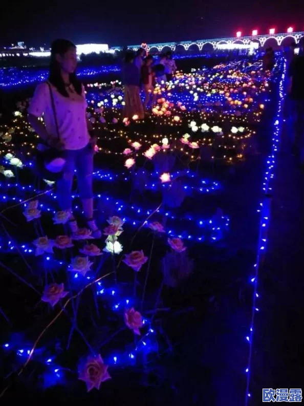 777奇米影视久久激情日韩欧美:最新娱乐圈动态引发热议,明星们的私生活曝光让粉丝们惊叹不已! 777奇米影视久久激情日韩欧美:最新娱乐圈动态引发热议,明星们的私生活曝光让粉丝们惊叹不已!